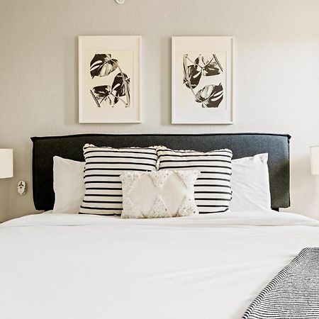 Stylish City Retreat - King Beds - Walk To Sloans Lake DEN Exterior photo